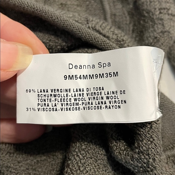 Armani Collezioni | Wool/Rayon Blend| Pullover |Gray/Green | Knit Sweater|Size L - Picture 9 of 14